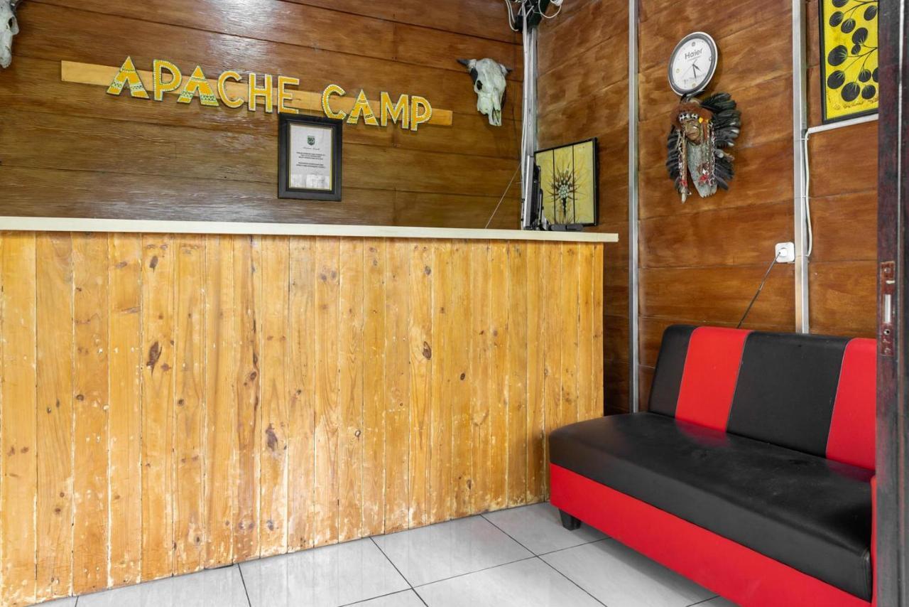 Reddoorz @ Apache Camp Hotell Batu  Eksteriør bilde